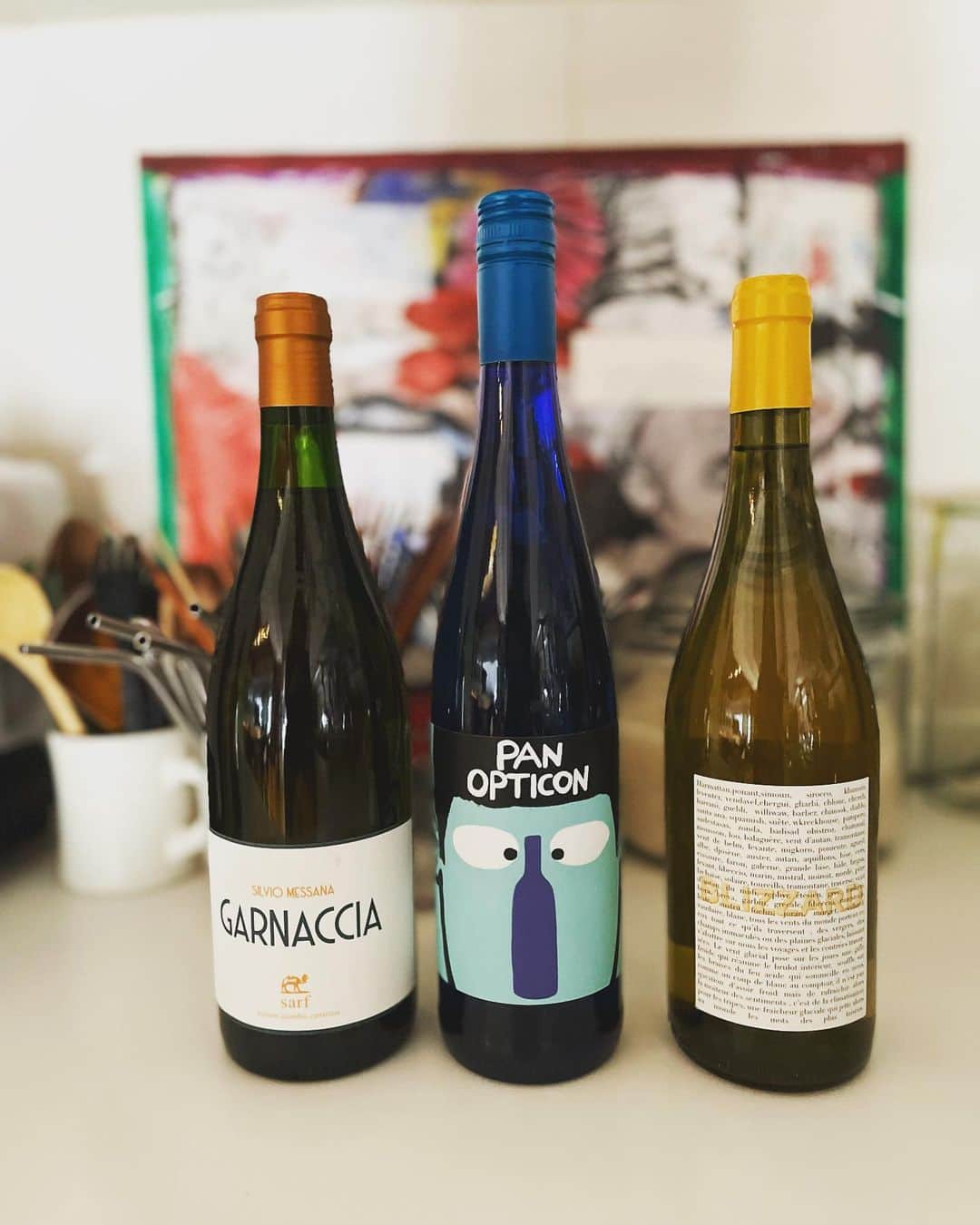 のインスタグラム：「. 友人から勧められナチュラルワインのサブスクを試してみました！！@paradise_nature.wine 自分の好みをAIが正確に学習して、最適なセレクトをお届けしてくれるという優れもの。毎月の予算、種類、本数も好きに選べるそうです。 いつもワイン選びって迷っちゃうから AIにお願い出来るなんて有難い🥺 #paradisenature」
