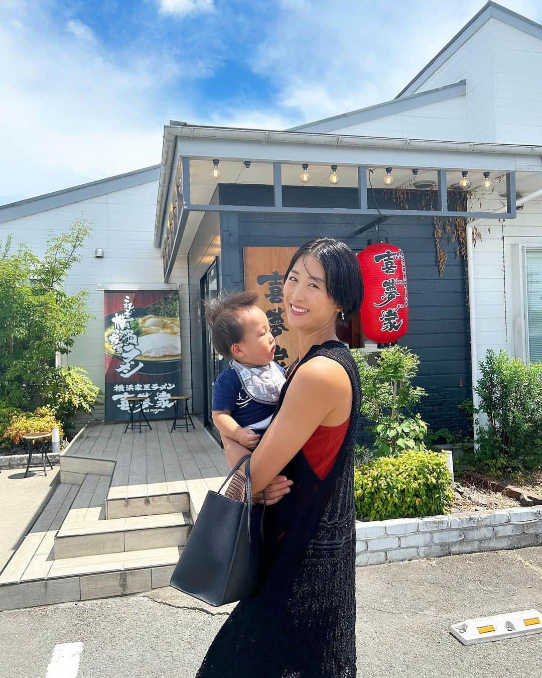 橋本涼加のインスタグラム：「. #dayoff #lovemynephew  #blowoffsteam #healing  癒し」