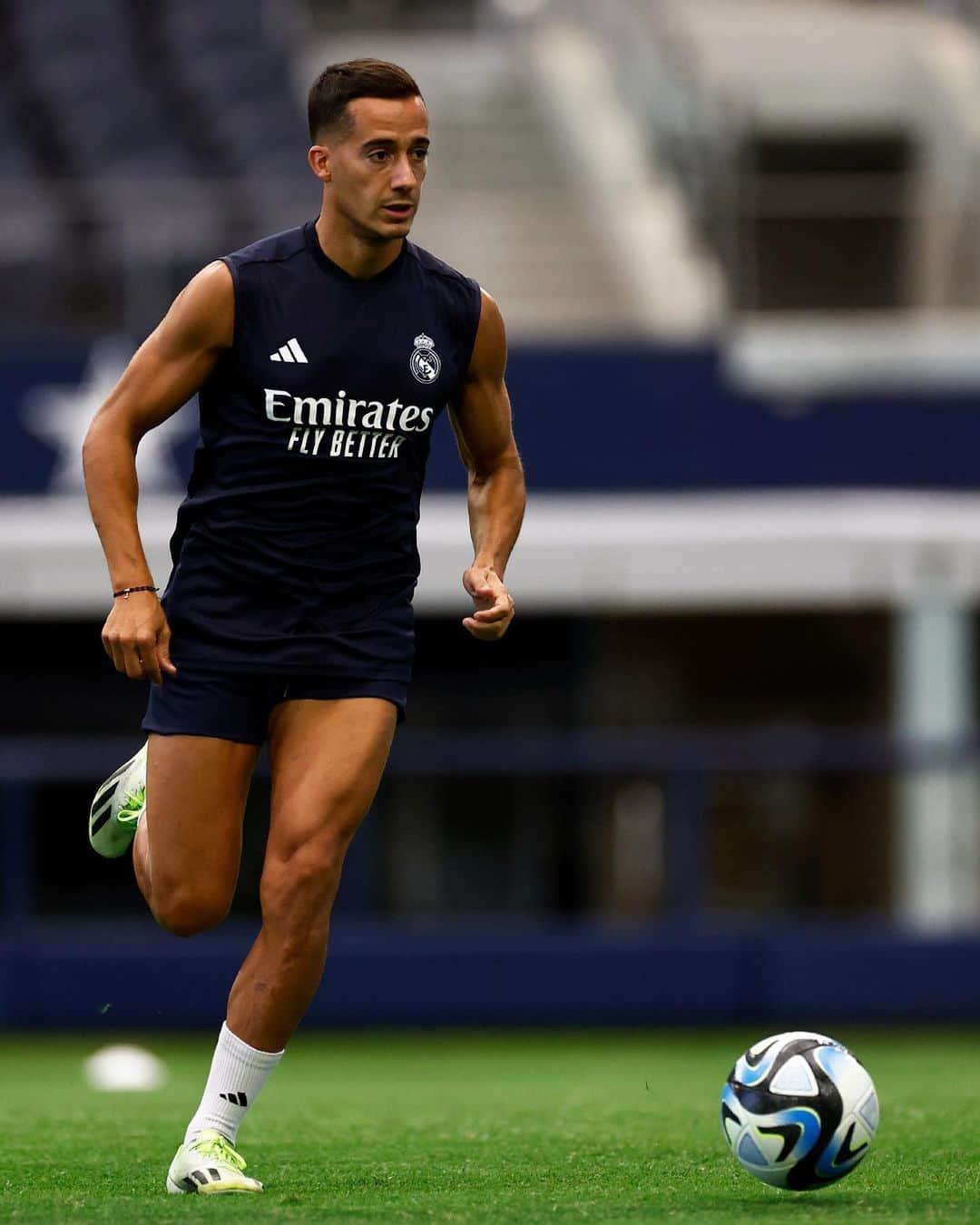 ルーカス・バスケスさんのインスタグラム写真 - (ルーカス・バスケスInstagram)「Training mood 💪🇺🇸 @realmadrid」8月1日 4時01分 - lucasvazquez91