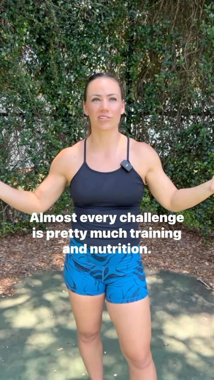 Camille Leblanc-Bazinetのインスタグラム：「No other challenge is like a Feroce challenge. 👀  Our 30-day Fit & Trim challenge brings to the table:  🔥 Fasted cardio to promote energy expenditure. Increase growth hormone count with fasting. Burn stored fuel and increase insuline sensitivity. 🔥 We eat most of our carbs around weightlifting/ bodybuilding training to induce an anabolic signal so we can grow and feed our muscles. 🔥 We do weekly check-in to access if the amount of food is feeding your body properly and if you are moving in the right direction. 🔥 We adjust the methodology to meet you where you are at and according to your schedule. 🔥 Provide, macronutrients prescription, meal plan, bodybuilding and functional fitness training!  Your health is something you should take seriously, and we want to help keep you accountable on that. Personalized coaching based on science and proven methods guarantee a win as long as you stay committed to your workout routines & meal plans!  Our 30-day challenge starts TODAY, so hurry over to the link in my bio so you don’t miss out on all the above and more! 💕 • • • #fitness #nutrition #workouts #mealplans #fitnesschallenge」