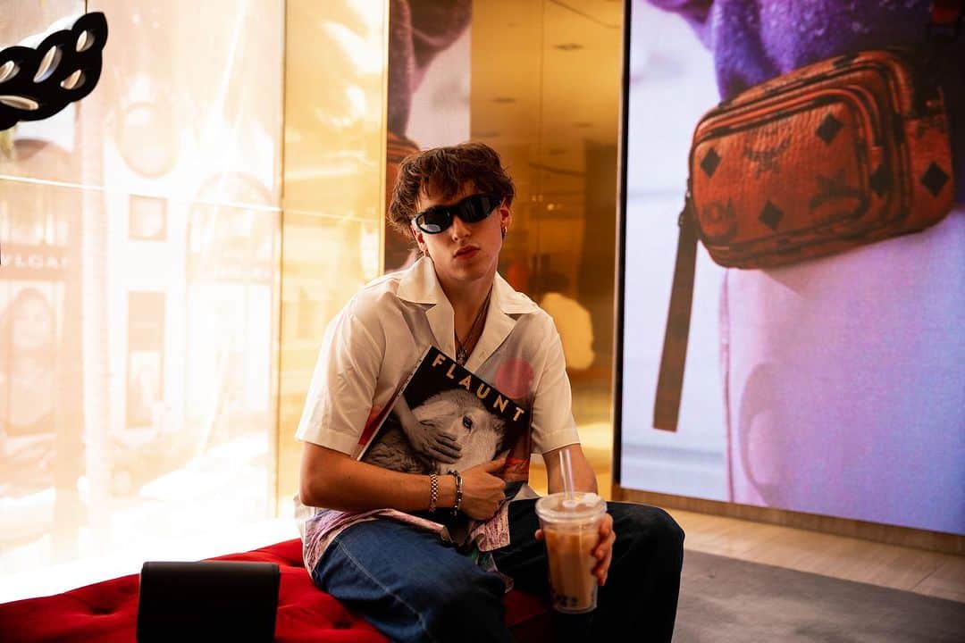 Flaunt Magazineさんのインスタグラム写真 - (Flaunt MagazineInstagram)「This past weekend at #MCMRodeo, FLAUNT and @MCMWorldWide celebrated the last days of the Boba Bar with California's @BobaGuys, enjoying specialty milk tea and browsing the latest pieces from MCM.  Thanks for joining us!」8月1日 4時58分 - flauntmagazine