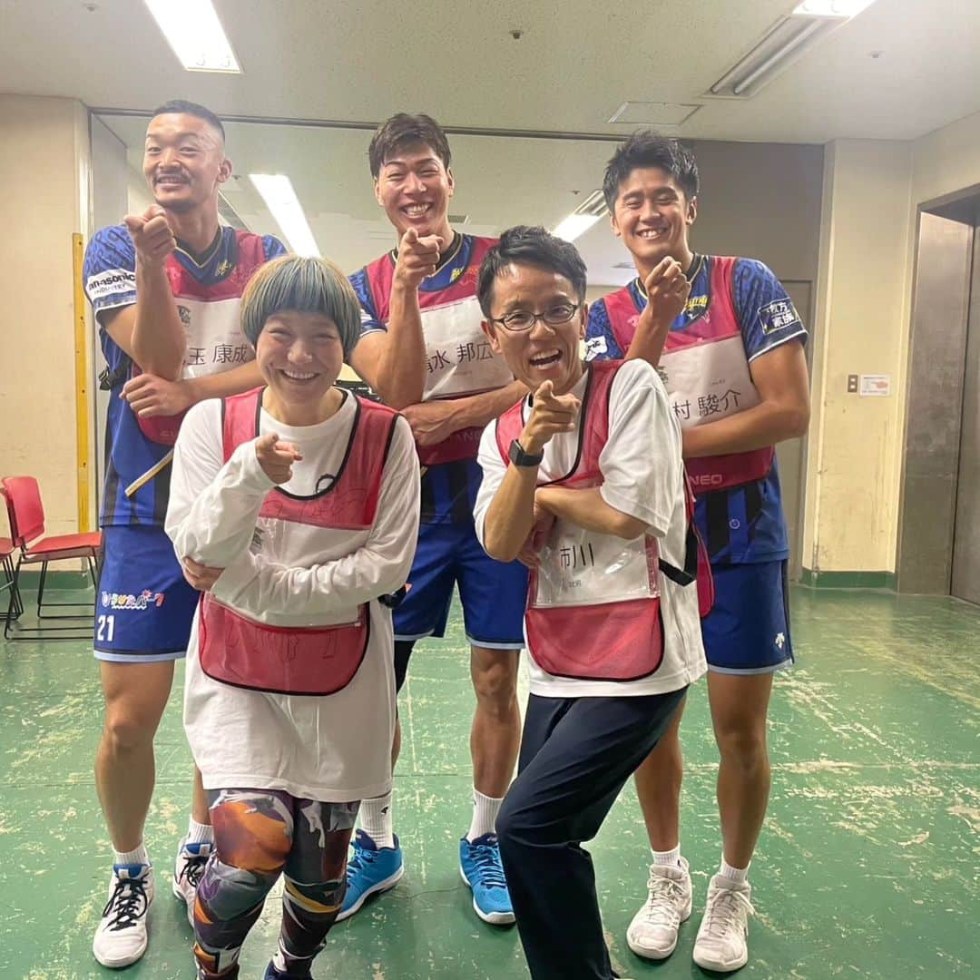 清水邦広さんのインスタグラム写真 - (清水邦広Instagram)「『YOSHIMOTO SPORTS FESTIVAL 23’』  バレーボール教室イベント めちゃ楽しかったー！！  たくさんの芸人さんに会えて 一緒にイベントできて それもまた最高でした！！」7月31日 20時06分 - gorikuni0811