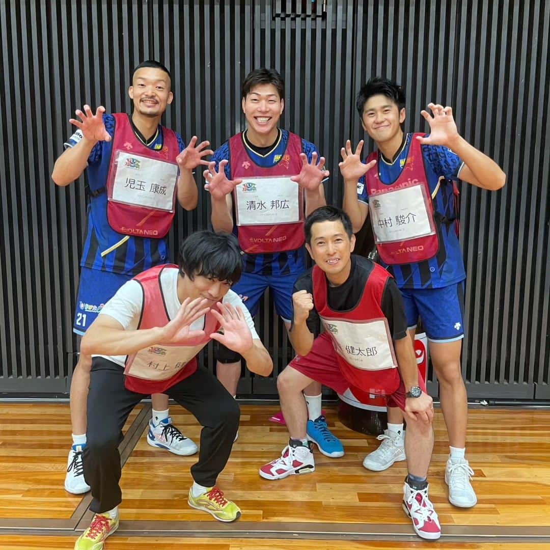 清水邦広さんのインスタグラム写真 - (清水邦広Instagram)「『YOSHIMOTO SPORTS FESTIVAL 23’』  バレーボール教室イベント めちゃ楽しかったー！！  たくさんの芸人さんに会えて 一緒にイベントできて それもまた最高でした！！」7月31日 20時06分 - gorikuni0811