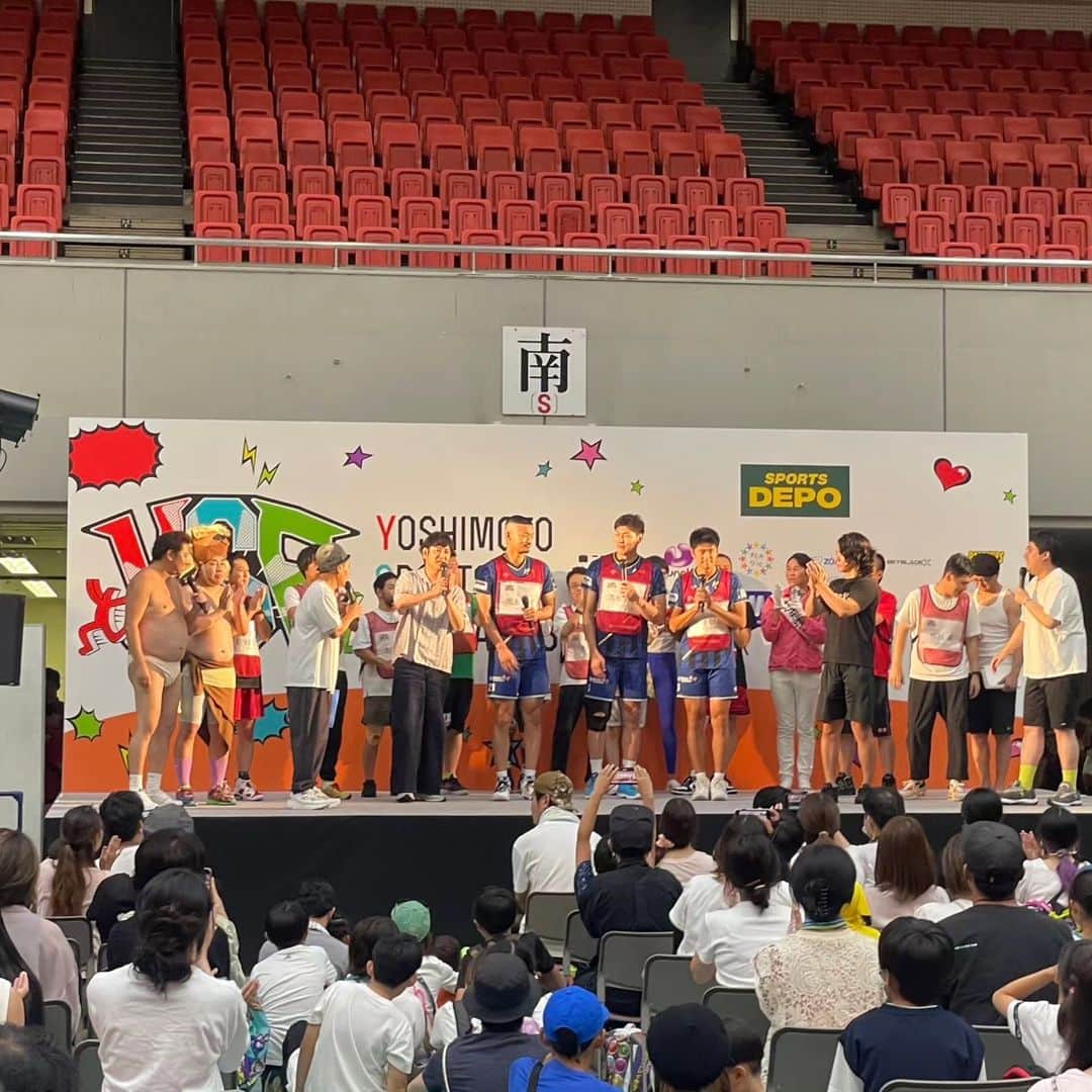 清水邦広のインスタグラム：「『YOSHIMOTO SPORTS FESTIVAL 23’』  バレーボール教室イベント めちゃ楽しかったー！！  たくさんの芸人さんに会えて 一緒にイベントできて それもまた最高でした！！」