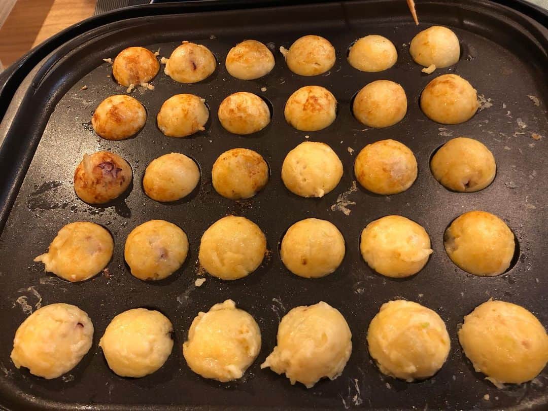 KIYOさんのインスタグラム写真 - (KIYOInstagram)「たまにはタコ焼き食べたい🤤 #タコ焼き #タコ焼きパーティー」7月31日 ...
