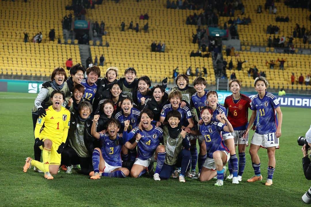 長野風花のインスタグラム：「.  What a night 🔥🔥 I love this team!!!  #fifawwc #nadeshiko」