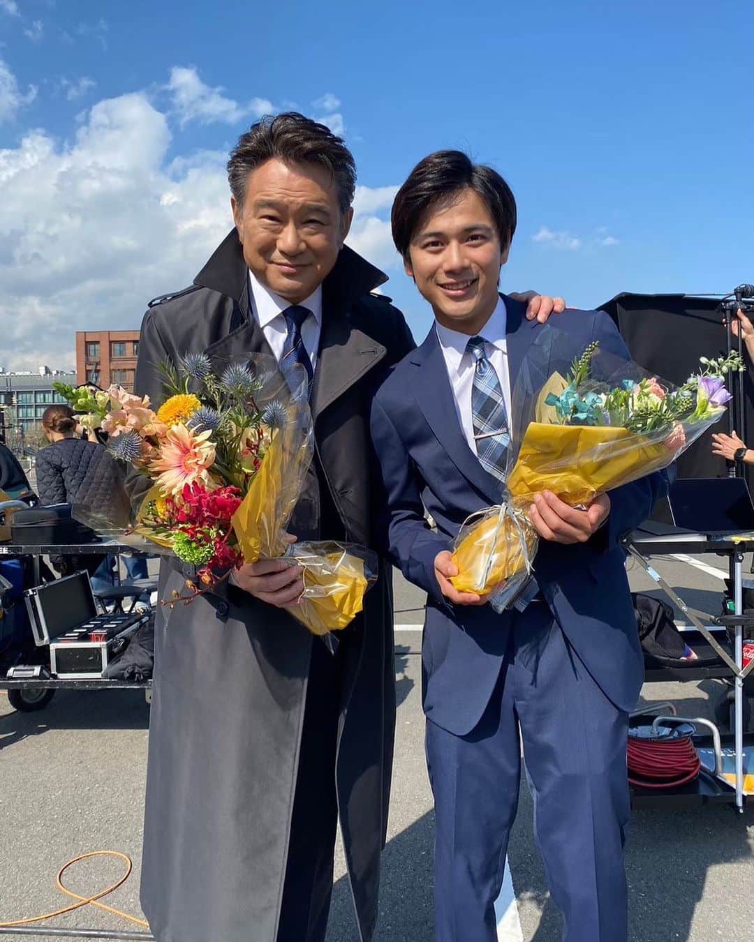 のインスタグラム：「. お気づきの方もいるかと思いますが、 「アパマンショップ」のCMに出演しています！ 大先輩である船越さんとも写真を撮らせてもらえました〜😭 是非見つけてみてください！ #アパマンショップ」