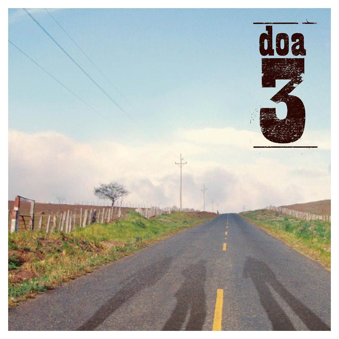 吉本大樹のインスタグラム：「#doa 3rd Album 2007.09.26 Release “3”  1- 心のリズム飛び散るバタフライ 2- 地球の中で二人っきり 3- RUNAWAY 4- Keep Rollin' 5- ゼロの気持ち 6- 嘘 7- はるかぜ 8- SALMON JUMP 9- アツイウチニウテ 10- Route 26 11- cactus (Interlude) 12- One Love 13- 自由形 〜フリースタイル〜」