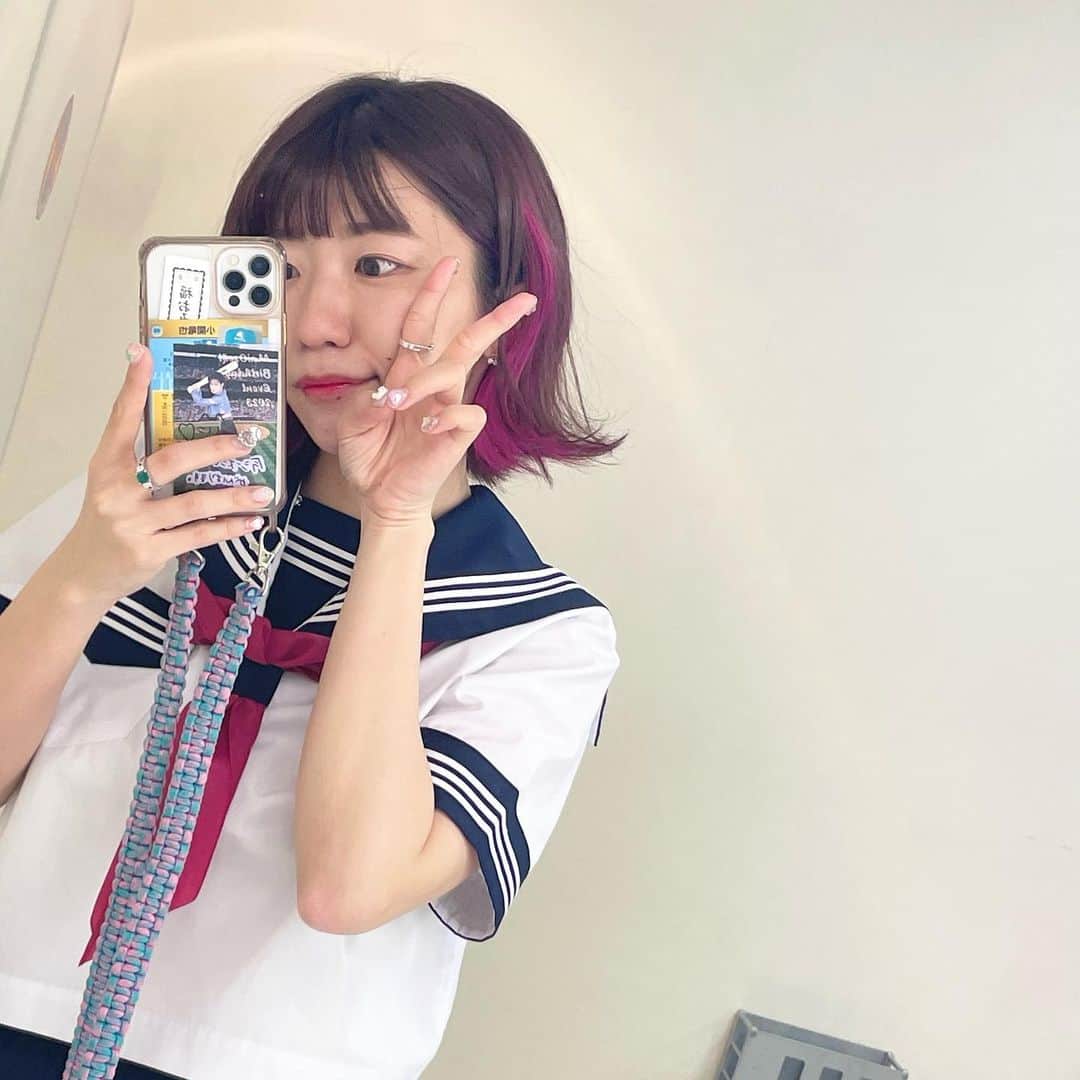 ぱいぱいでか美のインスタグラム：「呼び出し先生タナカ🧑‍🏫来週見て&冒険王もよろしくです！ . 呼び出し先生タナカ 来週の特進科SPに出演です😤！ いつも優等生側に入れてもらってる…… 専門卒の大学行ってない雑草魂、今回はどうなることやら…… 8/7(月)20:00からフジテレビ見てください🫣  そして！呼び出し先生タナカとして お台場冒険王のステージにも出演します✊🏻 8/8(火)11:30頃から大好きなクラスメイトのみんなと💘 田中先生と長谷川先生もいるよん🫶🏻 なんと察しの言い方はお気付きの通り #でか美祭 当日ですが クラスのみんなにパワーもらって祭まで気合いバチバチに繋げていこうと思います！  O.Aもイベントもでか美祭もよろしくね✊🏻 . #呼び出し先生タナカ #お台場冒険王 #でか美祭 #でか美ちゃん」