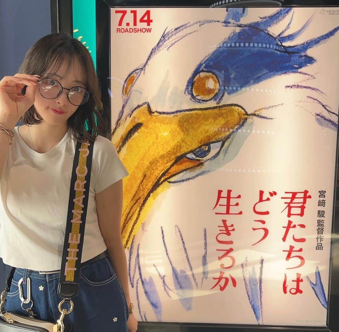 横川夢衣のインスタグラム：「🎞️  ジブリ新作 #君たちはどう生きるか 観てきたよ🦆  面白くてでもやっぱり難しくて 色々考えさせられる映画でした！！！ やっぱり映画は映画館で観るのが好きです！  .」