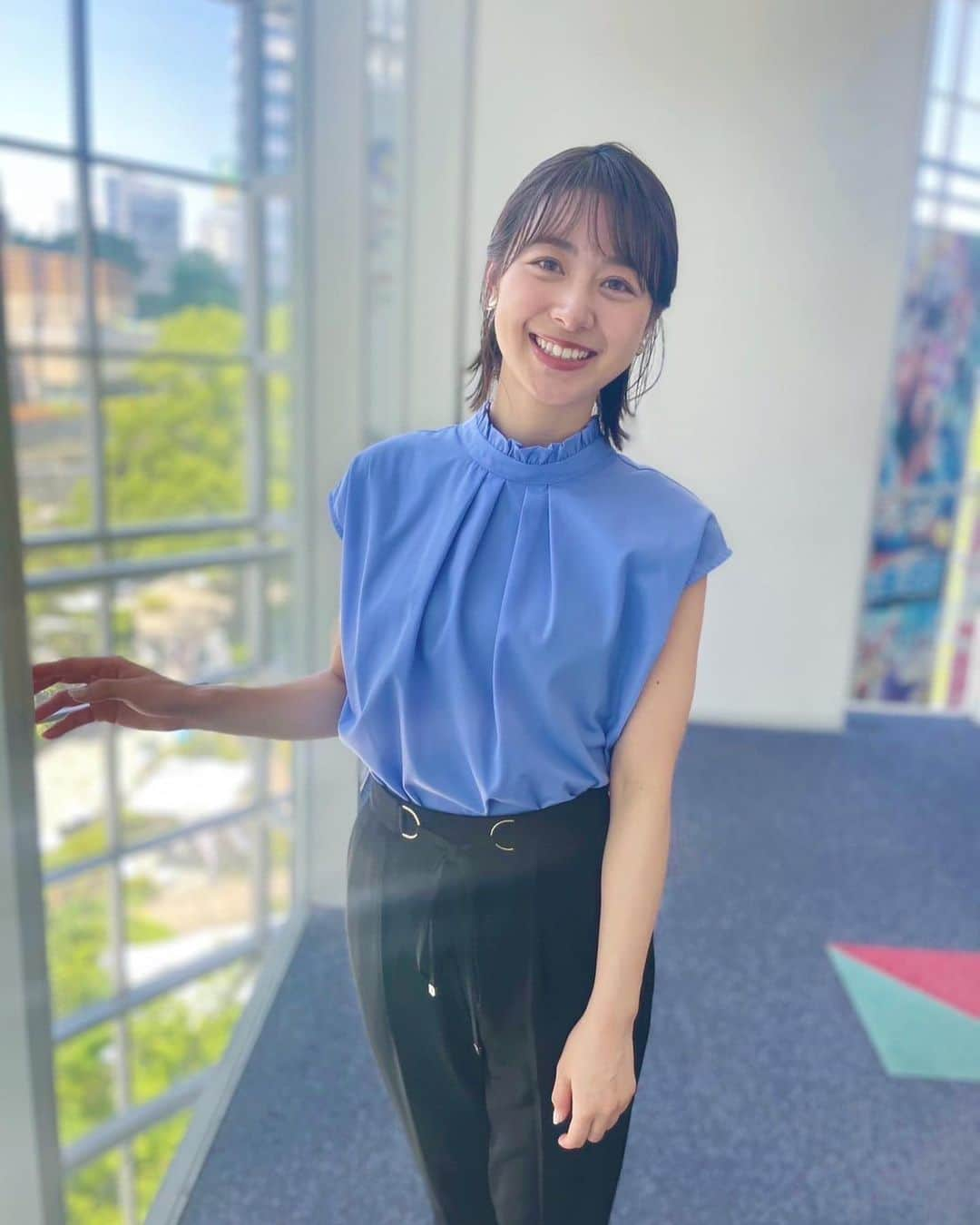 林美沙希さんのインスタグラム写真 - (林美沙希Instagram)「. 8月も楽しみましょう🙌 よろしくお願いします☺️  #annニュース #ワイドスクランブル #林美沙希 #衣装 #パンツコーデ」7月31日 21時48分 - misaki0hayashi