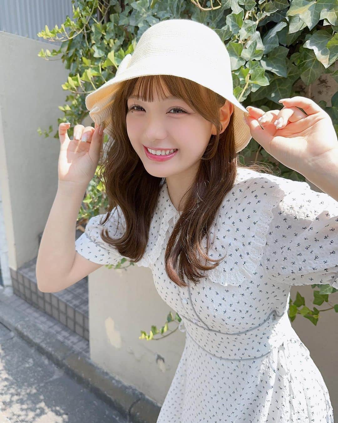 古澤里紗さんのインスタグラム写真 - (古澤里紗Instagram)「夏休みは何するのーーー？👒''  . . .  実家に帰る前にわたるまじっくかけていただきました＾＾✨  かわいー？前髪切ってもらったの^. .^ ੭  今年の夏はふーりーに会いに来てよーーー  . . . #わたるマジック  #ふーりーこーで」7月31日 22時04分 - fuuuuu_ri