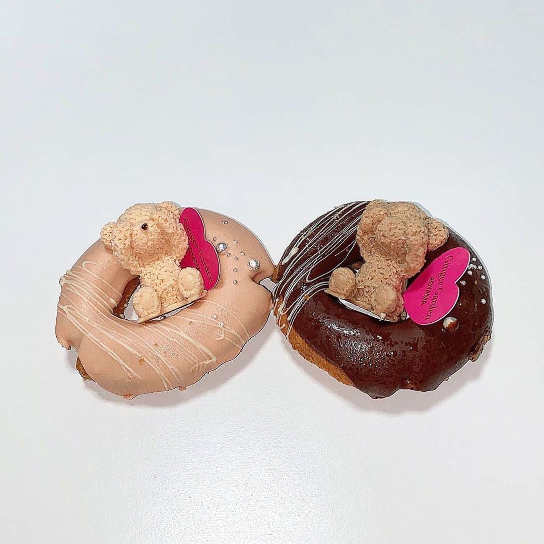 皆藤悠柚のインスタグラム：「くまくま🧸きゃわ💓  #cingergarden #aoyama #ドーナツ #도넛」