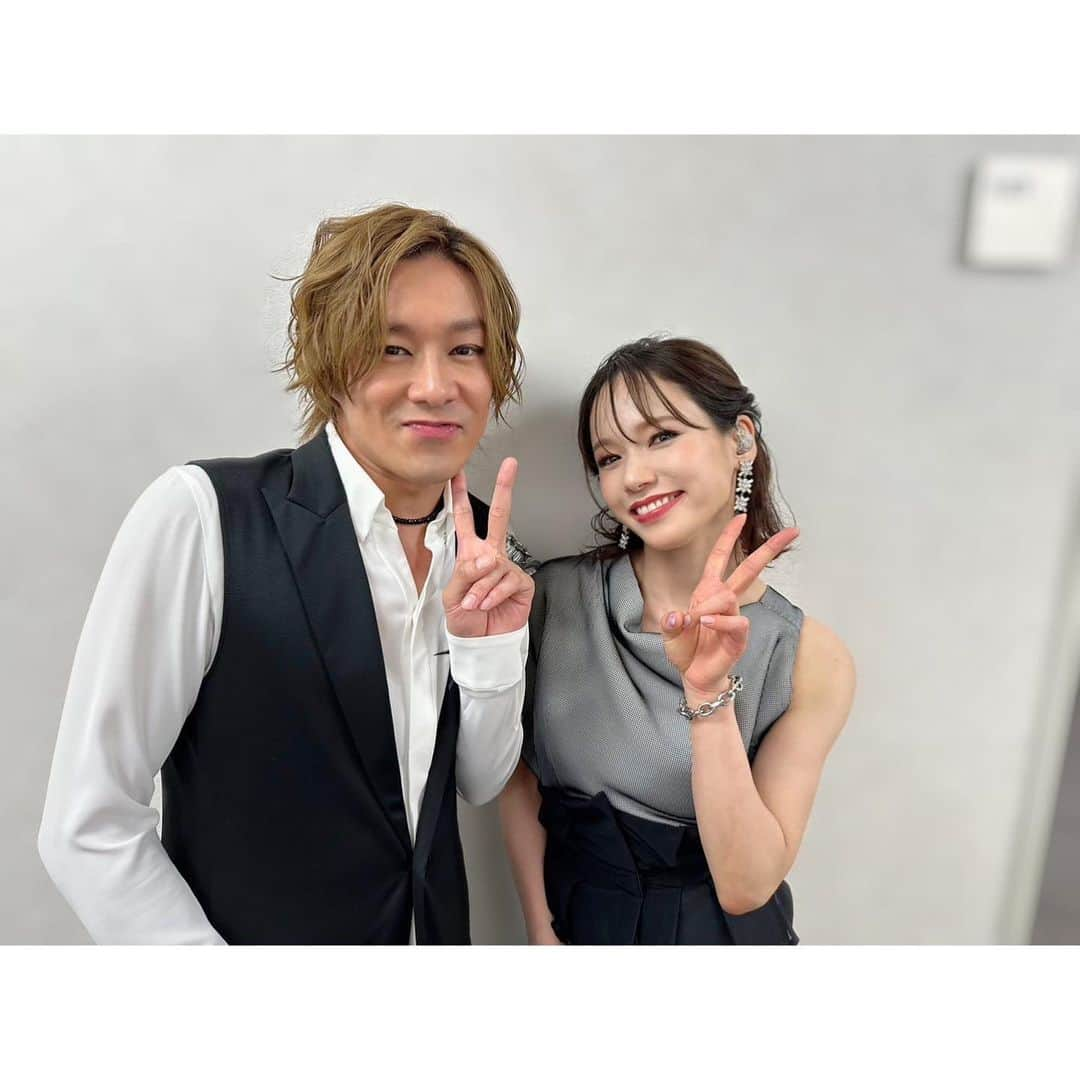 ソニンさんのインスタグラム写真 - (ソニンInstagram)「． 『Musical Lovers 2023』 ありがとうございました！！  昨年に引き続きこのコンサートの総指揮者・#藤岡正明　くんに声をかけて頂き、今年も出演することができて心より嬉しく、そして今年も楽しすぎました。  去年は知り合いしかいないメンバーでしたが、今年は初めましての、#鈴木勝吾　くん　#東啓介　くん　との出会いもあり、お2人とデュエットもさせて頂きました🪄  #森公美子　さん　今度はぜひデュエットしたいです💥 #東山義久 さん　相変わらず漂うカリスマ感と中身のギャップ🧹 #三浦涼介　くん　久しぶりに会えて嬉しかった🇫🇷  藤岡くんにはまたリスペクトが増した今年のミューラバ。感謝の気持ちと信頼と絆が深まった2日間でした。 (藤岡との2Sを撮り忘れる)  相変わらず素晴らしいバンドミュージシャンの皆様とアットホームなスタッフの皆様のサポートのもと、最高に乗りの良いお客様方と過ごせて、とっても幸せでした‼️ こんなにふざけさせてくれる場って貴重✨来年も期待しちゃうね🥖  #ミューラバ2023 #ミュージカルラバーズ　#ソニン #레베카 #Rebecca  #ファクトリーガールズ#ペーパードール #アラジン　#AWholeNewWorld #RENT #AnotherDay #サウンドオブミュージック　#レミゼラブル　#Annie  💍※左上から時計回※ イヤリング　@matildarose_official @niita_official @masaejewelry @meteor.accessories リング　@ov_jewelry_official @ov_jewelry_official @aya.kiyoshima.jewelry @___ukiyosioka ブレス　@ajinco_style @masaejewelry @meteor.accessories @steelgenic_official  ヘアピン　@masaejewelry」7月31日 22時23分 - sonim_official