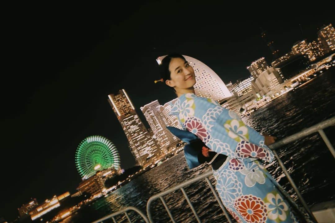 青野楓さんのインスタグラム写真 - (青野楓Instagram)「夏🎆👘🍧  #ブルーカエデ #浴衣#浴衣ヘア」7月31日 22時30分 - kaede626