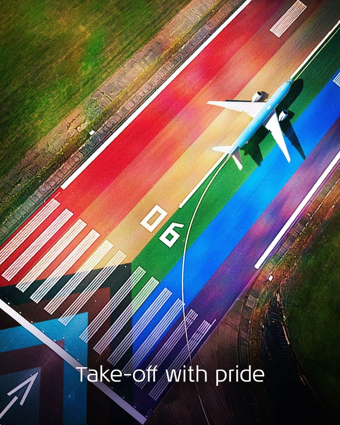 KLMオランダ航空のインスタグラム：「Pride is taking flight. Have an amazing #PrideAmsterdam! 🌈💖   #KLM #royaldutchairlines #Pride #amsterdam #PrideAmsterdam #queer #lgbtqi #netherlands #rainbow #runway #youareincluded」