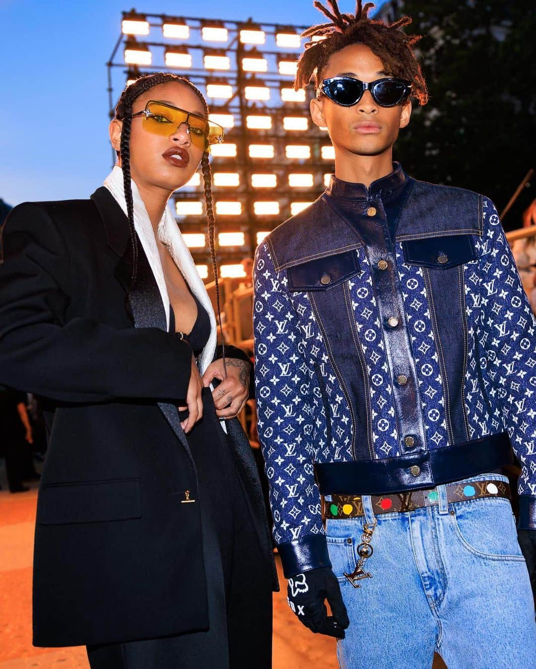 STYLE DU MONDEさんのインスタグラム写真 - (STYLE DU MONDEInstagram)「@louisvuitton ss24 by @pharrell photographed for @voguerunway @voguemagazine #Pharrell #NaomiCampbell #KimKardashian #JadenSmith #WillowSmith #pfw #LouisVuitton」7月31日 22時28分 - styledumonde