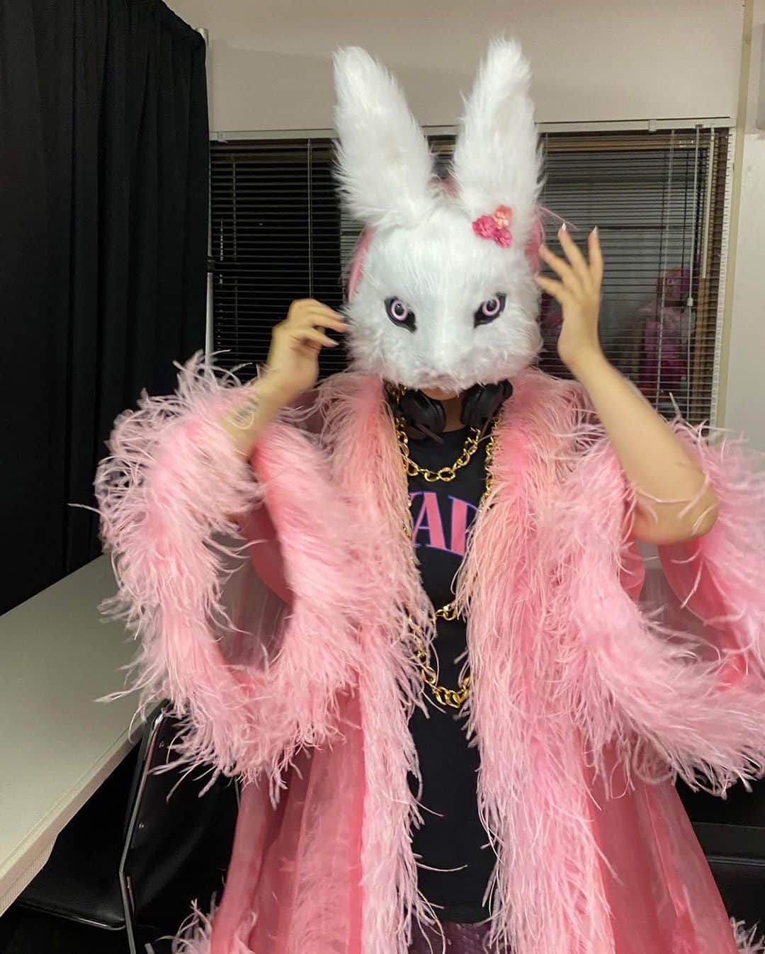 KARIN さんのインスタグラム写真 - (KARIN Instagram)「FUJI ROCK🏔🌋  きゃりーさんのステージで今回はDJとして出演させていただきました🐰 めちゃくちゃ盛り上がっててちょーたのしかった！！！！！  #fujirockfestival #fujirockfestival2023」7月31日 22時42分 - karin.tempurakidz
