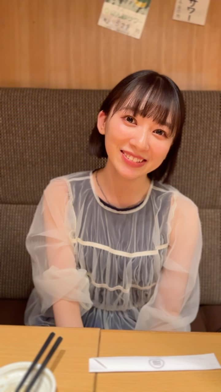 佐藤詩織のインスタグラム：「黒髪に変えました！どうですか？☺️  今回もミミさんにお願いしました！」