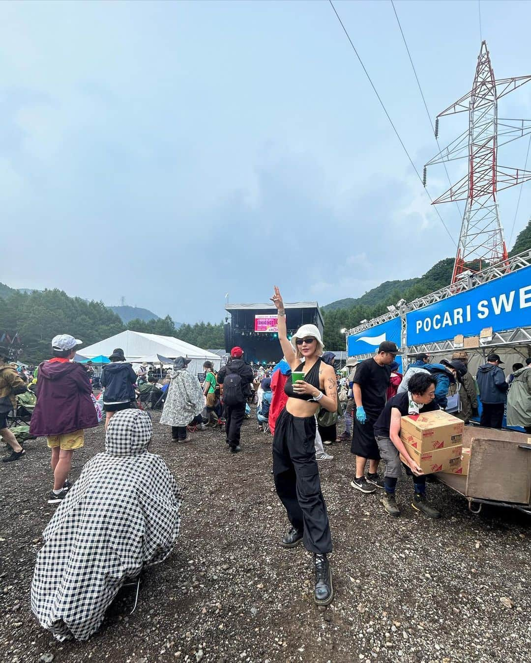 渡辺万美さんのインスタグラム写真 - (渡辺万美Instagram)「FUJI ROCK FESTIVAL:2023💞」7月31日 22時46分 - bam0915