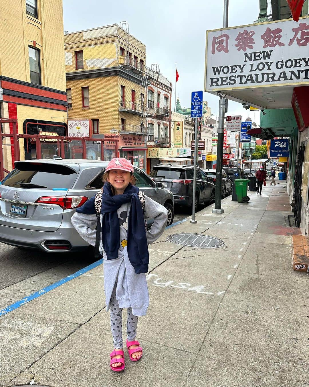 エヴァ・チェンさんのインスタグラム写真 - (エヴァ・チェンInstagram)「48 hours in the Bay Area with my girl (and parents, who are kicking off a major trip!) 🥹 traveling with Ren was a joy, proud of this smart and kind kid 🥹🥹🥹」7月31日 22時56分 - evachen212