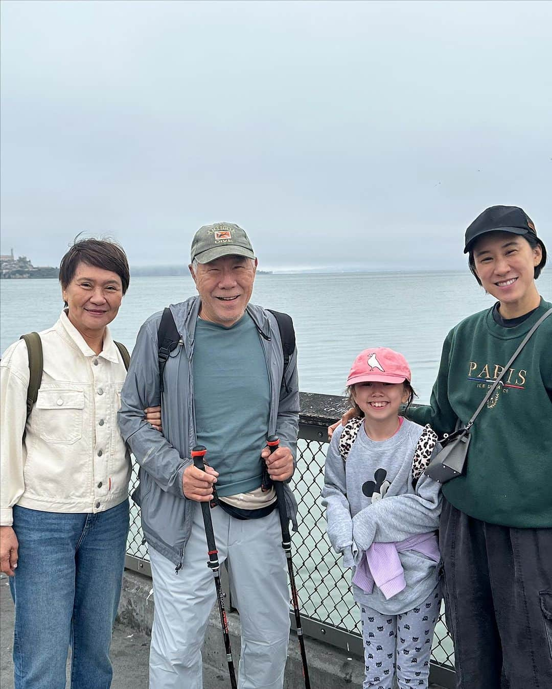 エヴァ・チェンさんのインスタグラム写真 - (エヴァ・チェンInstagram)「48 hours in the Bay Area with my girl (and parents, who are kicking off a major trip!) 🥹 traveling with Ren was a joy, proud of this smart and kind kid 🥹🥹🥹」7月31日 22時56分 - evachen212