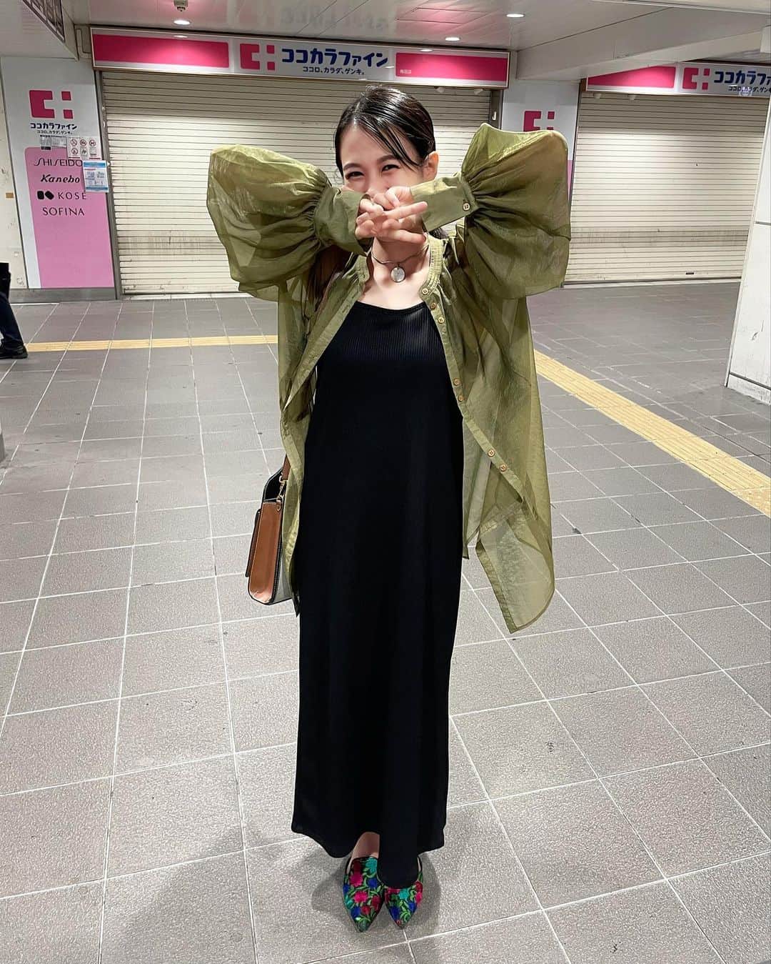 田中良子のインスタグラム：「ちかちゃんと死ぬほど笑った🌉」