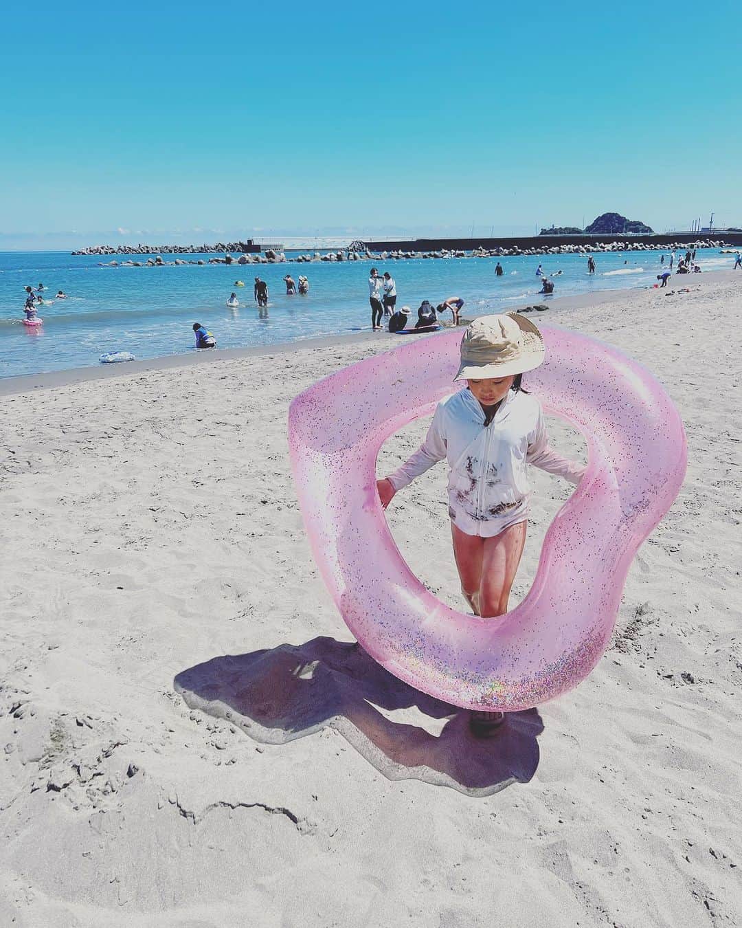 荒井奈緒美さんのインスタグラム写真 - (荒井奈緒美Instagram)「🏖️🍉🐬🍌🌴  大家族で行った海旅行が最高すぎて 今年の夏の想い出がたくさんできた🤍  まだまだ遊ぶぞー🌊  #familytrip」8月1日 21時00分 - naomi__arai