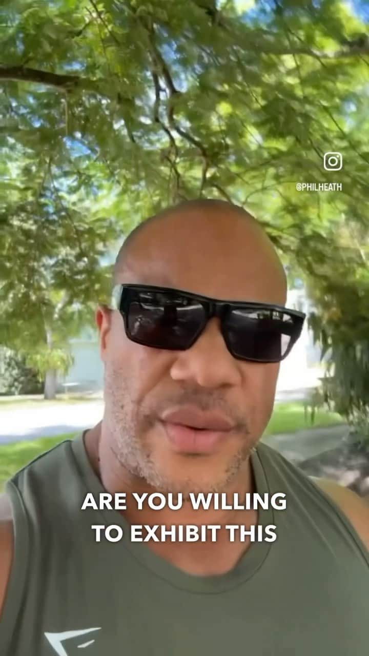 Phil Heathのインスタグラム：「Breathing life into your goals isn’t just about setting your sights high. It’s about channeling the same intensity and focus into them as you would into each rep, each set, each workout. This is the the test of faith, of one’s patience and strength where personal greatness is forged. So, inhale ambition, exhale achievement, and watch as you transform your life, one goal at a time. New Week, More Work and definitely More Wins to Earn! Love to All!!! -PH #PhilHeath #7×MrOlympia #PersonalGreatness #GoalGetter #PhilHeathFitness #Champion #Mindset #Greatness #monday #motivation #whynotyou #whynotnow」