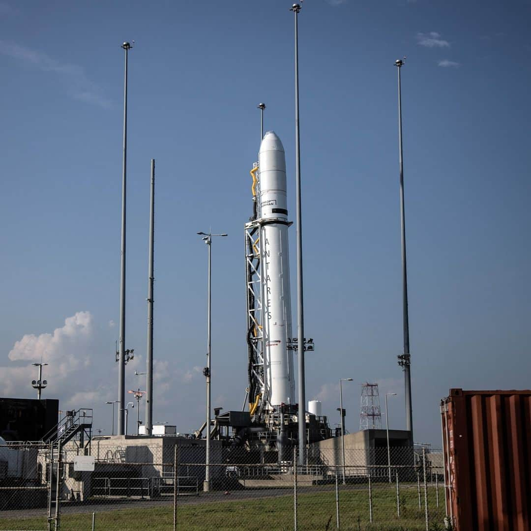 国際宇宙ステーションさんのインスタグラム写真 - (国際宇宙ステーションInstagram)「Northrop Grumman's 19th commercial resupply mission is targeted to launch to the station tomorrow, Aug. 1, at 8:31 p.m. EDT from NASA's Wallops Flight Facility in Virginia.   Tune into NASA TV at 8 p.m. for live coverage as the Cygnus spacecraft launches with more than 8,200 pounds of supplies and science.   Pic) A Northrop Grumman Antares rocket carrying a Cygnus spacecraft loaded with cargo bound for the International Space Station is stood up vertical on Mid-Atlantic Regional Spaceport’s Pad-0A, Friday, July 28, 2023, at NASA's Wallops Flight Facility in Virginia. Photo Credit: (Northrop Grumman/Thom Baur)  #nasa #international #space #station #northropgrumman #cygnus #spacecraft #launch #cargo #science」8月1日 0時39分 - iss