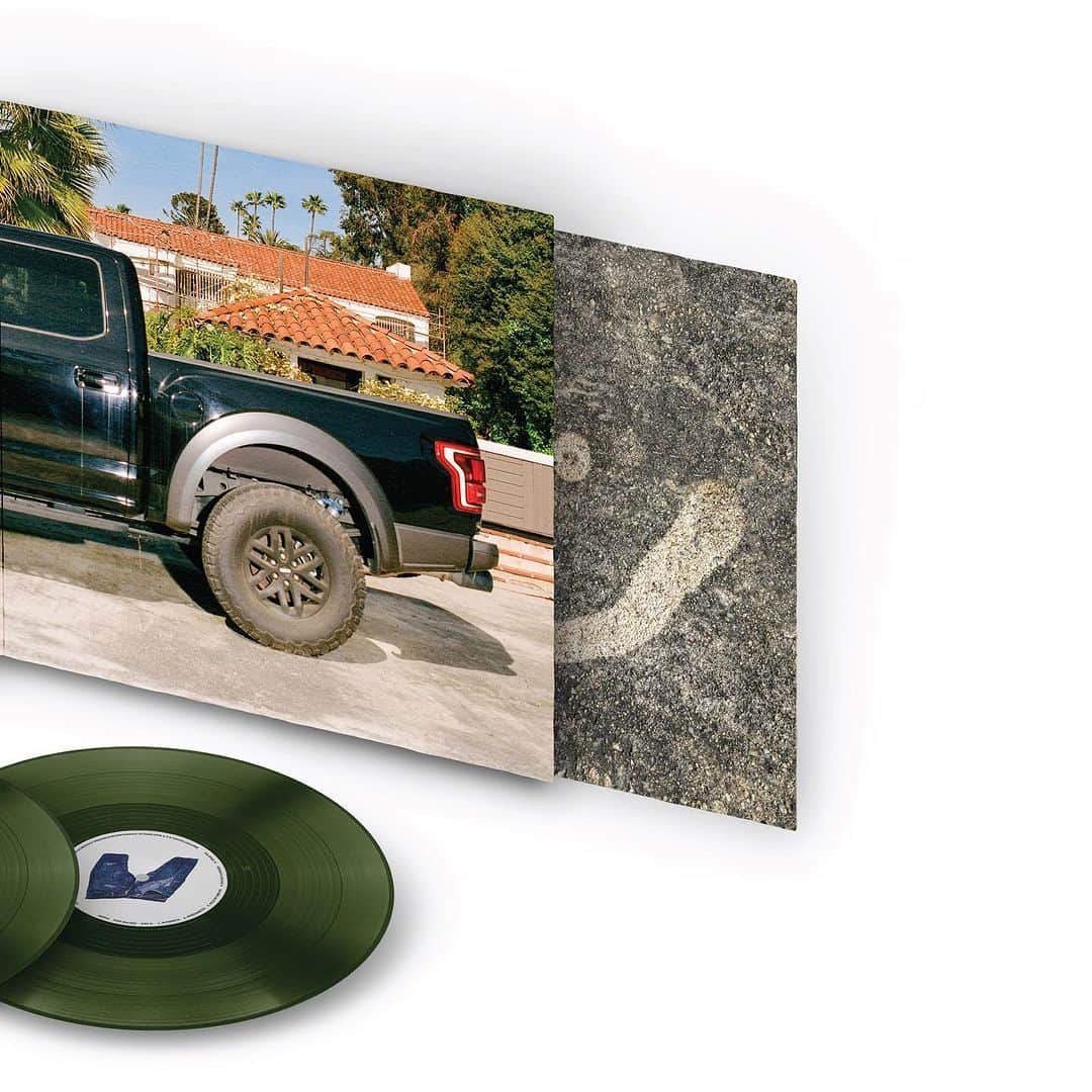 ポスト・マローンさんのインスタグラム写真 - (ポスト・マローンInstagram)「AUSTIN vinyl packaging by @playlabinc. Available now at shop.postmalone.com」8月1日 1時13分 - postmalone