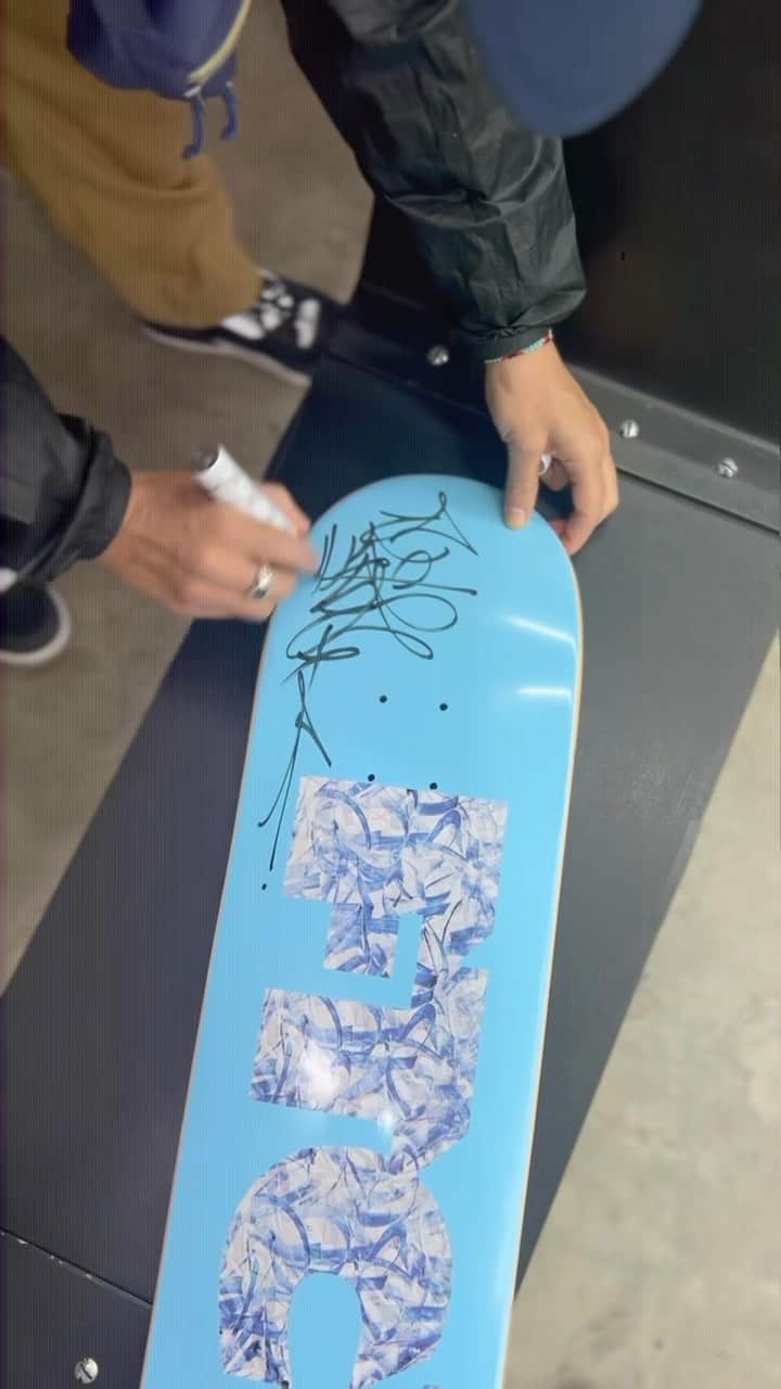 エフティーシーのインスタグラム：「🇯🇵 FTC X @rafaelsliks_ 🇯🇵  Part 2: @skateshanti 📹 @leofernandesskt #ftc #ftcskateboarding #forthecity #ftcsanfrancisco #ftcjp #ftctokyo #ftcnagoya #ftcosaka」