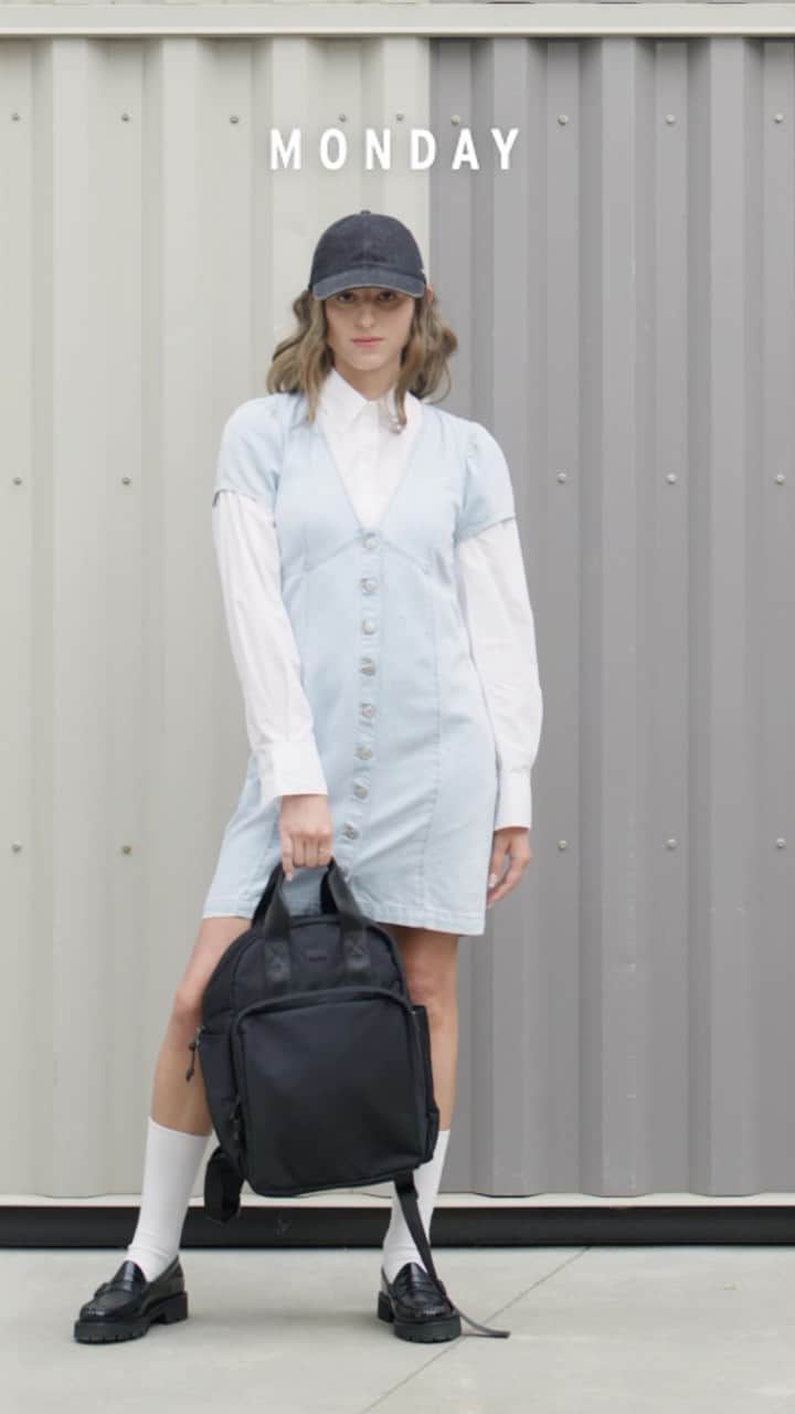 Levi’sのインスタグラム：「Meet @isabellaremolina_. She’s all class, all week long in five different daily styles. See how she shows up with something new to teach. 📝 #backtoschool」