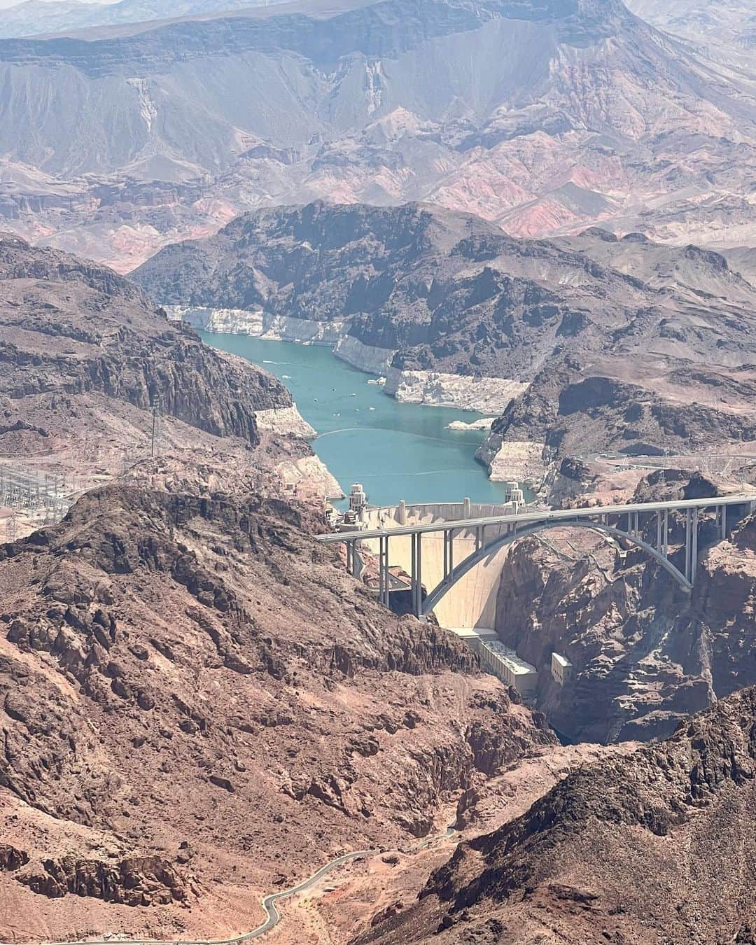 ローマン・ヴァイデンフェラーさんのインスタグラム写真 - (ローマン・ヴァイデンフェラーInstagram)「Der Grand Canyon zählt zu den großen Naturwundern auf der Erde und wurde 1979 zum Weltnaturerbe in den Vereinigten Staaten ernannt.」8月1日 3時28分 - romanweidenfeller