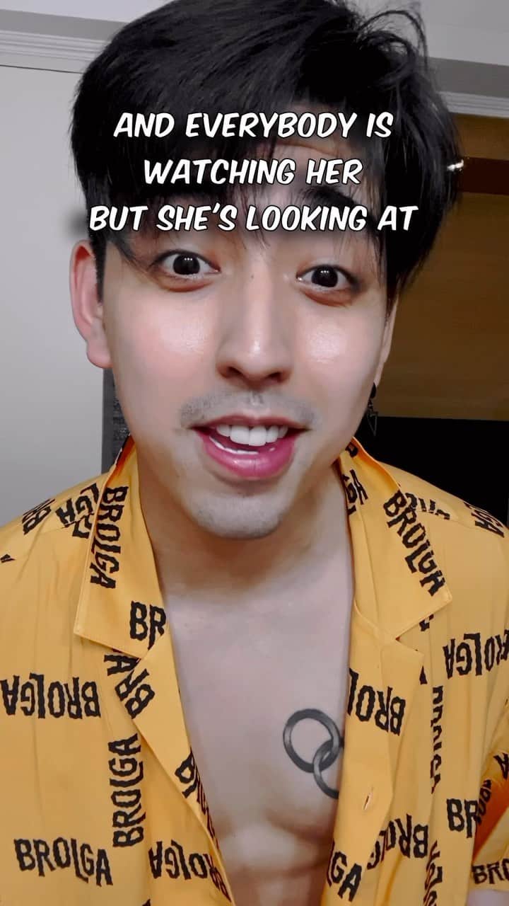 マイケル・クリスチャン・マルティネスのインスタグラム：「But she’s lookin at 🤣😅 - - - #MZViral #MichaelMartinez」