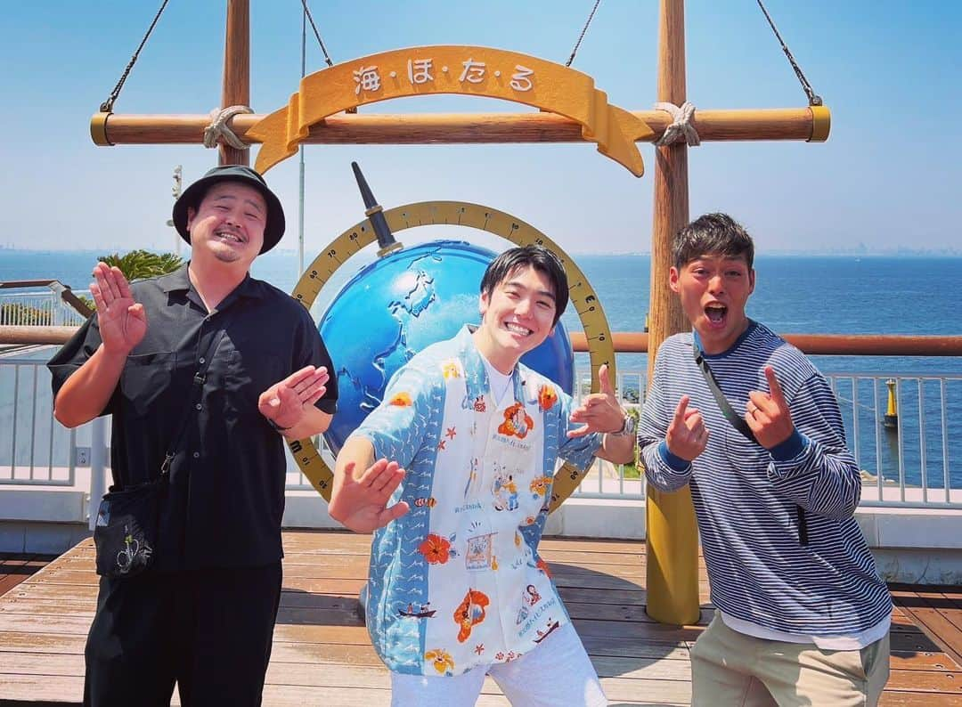 黒田大樹さんのインスタグラム写真 - (黒田大樹Instagram)「海ほたる行っちゃったりなんかして🏖  #海ほたる #こんなに楽しそうなのに #死ぬかと思った #岡田 #免許取りたて #初高速 #左寄りすぎ #たけしゃん #ブチギレ #浜焼き食べた #うまみちゃん #ビール飲んだ #うまみちゃん #「今度は家族と来たいなぁ」 #危ないから来るな #大学生 #爆笑 #駐車雑魚すぎて #目視」8月1日 14時06分 - dkdkdkdkdk333