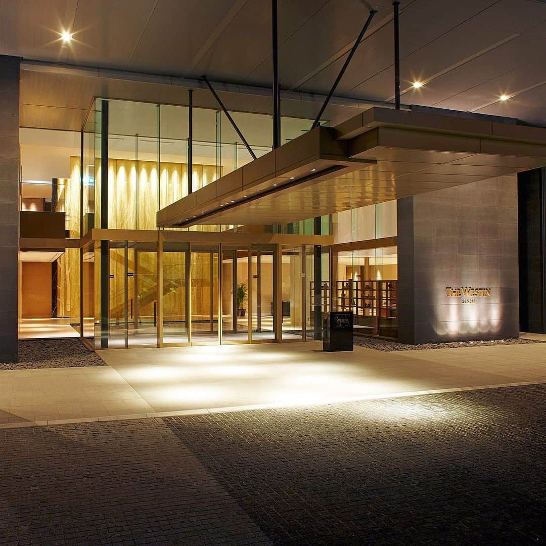 THE WESTIN SENDAI｜ウェスティンホテル仙台のインスタグラム：「杜の都にウェスティンホテル仙台が2010年8月1日に誕生し、多くのお客様をお迎えしてまいりました。 これからも地域に根差し、みなさまに愛されるホテルを目指してまいります。  #ウェスティン #仙台 #ウェスティンホテル仙台 #ウェスティン仙台 #宿泊 #レストラン #バー #スパ #ウエディング #東北旅行 #仙台旅行 ＃仙台宿泊 #仙台ホテル #westin #sendai #westinsendai #japan #marriott」