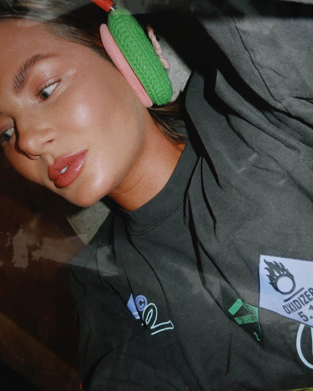 Amber Fillerup Clarkのインスタグラム：「💿🏎️🎧🧚‍♀️ I love cd’s and am sad we don’t do that anymore so welcome to our dae cd series where we will share playlists and feature new people each month .. to kick it off I shared mine on @daehair stories. Not all new songs just ones I always go back to + some newbies 🥰」