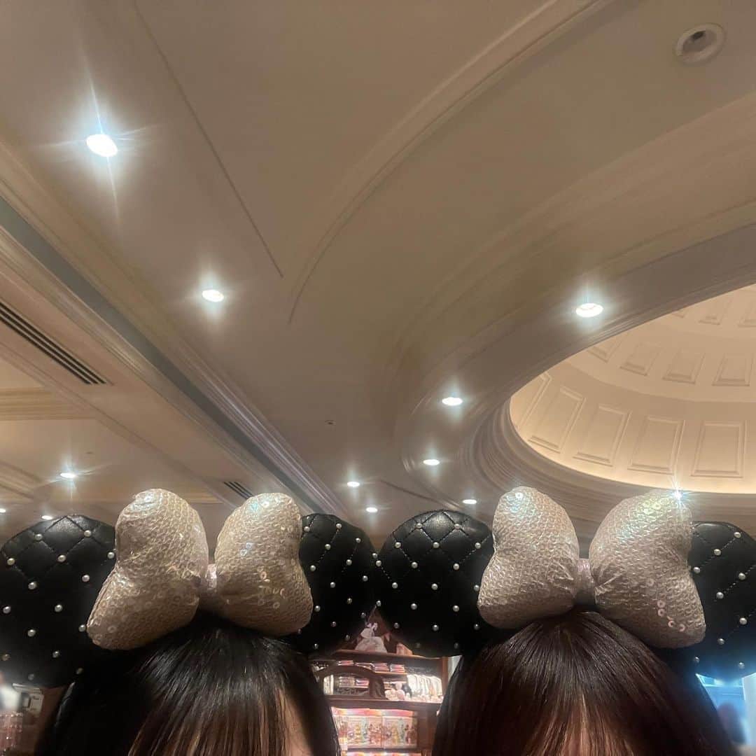 渡辺菜月のインスタグラム：「🐭ྀི‎♡🐭ྀི  #stu48 #idol #tdl #テーマパーク #カチューシャ #小島愛子 #渡辺菜月」