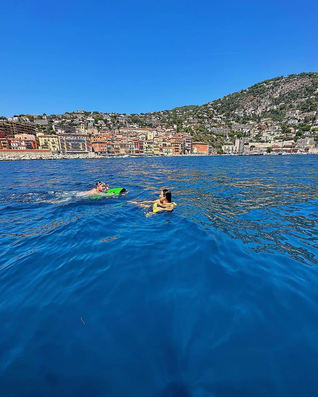 Lalá Noletoのインスタグラム：「Mer 💙 #lalaemsttropez #lalaontour #boatlife」