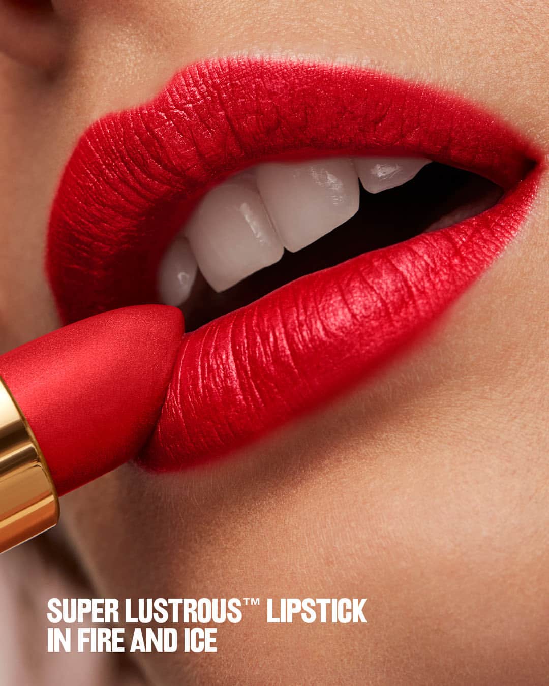 Revlonのインスタグラム：「🎶We got that red lip, classic thing that you like (Revlon’s version) 💄🎶」