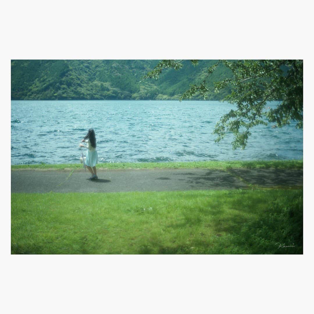 花澄のインスタグラム：「前の携帯を見返していたら。 箱根にて。2021。  Leica M10-P summilux 35mm f1.4 2nd  #leica#leicam10p#summilux#summilux35#summilux35mm2nd#oldlens#オールドレンズ#tokyo#japan#oldlens_tokyo#花澄#kazumiphotography」