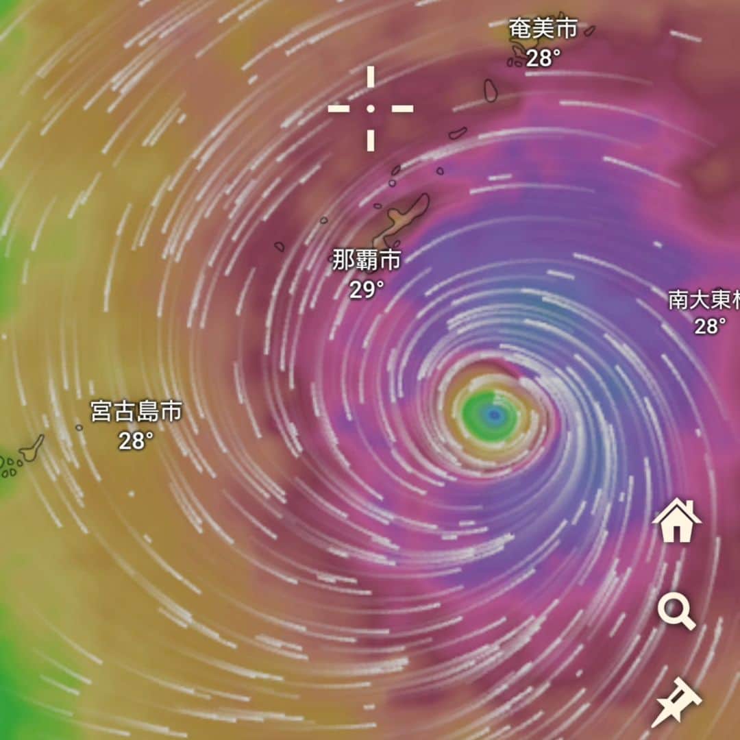 森末慎二のインスタグラム：「🦐みゃ〜く商店です。  お店は台風🌀接近の為今日から臨時休業いたします。宮古島は夕方から暴風雨警報が出そうです。皆さん気をつけてください。風が強くなったら外には出ないでください。 お店オープンは台風の状況を見てまたお知らせします。  お店電話番号  0980-79-9292 田中店長　070-8429-7387 お昼ランチはオープン11:30〜14:30ラストオーダー15:00です。夜の🏮居酒屋は17:30から21:00です。予約のお電話お待ちしています。定休日は水曜日、木曜日です。#みゃーく商店  #宮古島 #天丼 #宮古島野菜 #宮古島ランチ #宮古島グルメ #車海老 #グルクンの天ぷら #宮古島ごはん #宮古島天丼 #宮古島海老天丼 #沖縄天丼 #海老天丼 #海老 #島食材 #沖縄宮古島 #沖縄 #パパイアの天ぷら   #車海老天丼  #okinawa #居酒屋#miyakojima #森末慎二 #morisue shinji #TUBE #前田亘輝 #BEGIN  #サザンオールスターズ  #松田弘」