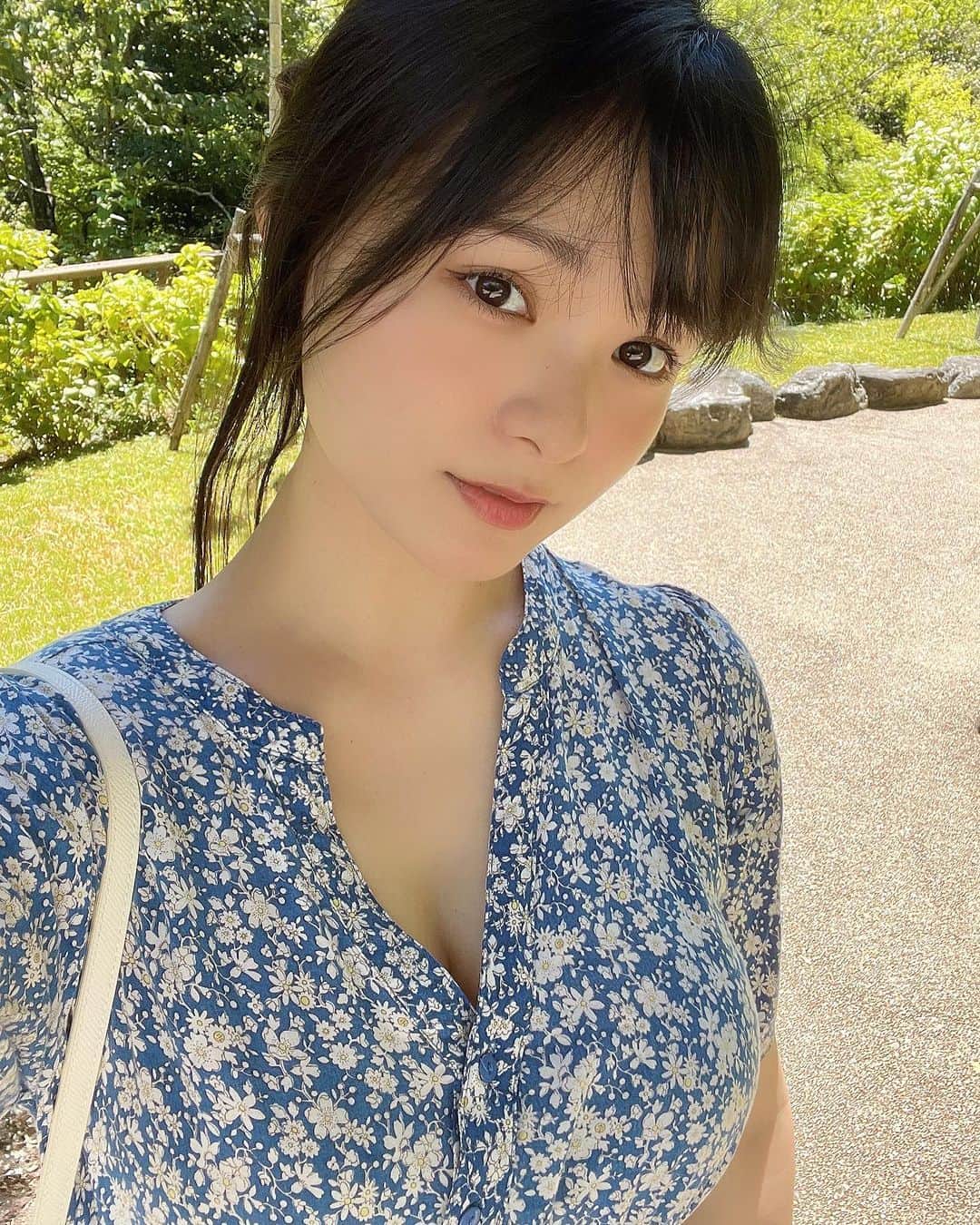 星名美津紀さんのインスタグラム写真 - (星名美津紀Instagram)「おはよう〜🐬 8月も宜しくお願いします🍉」8月1日 10時45分 - hoshina_mizuki