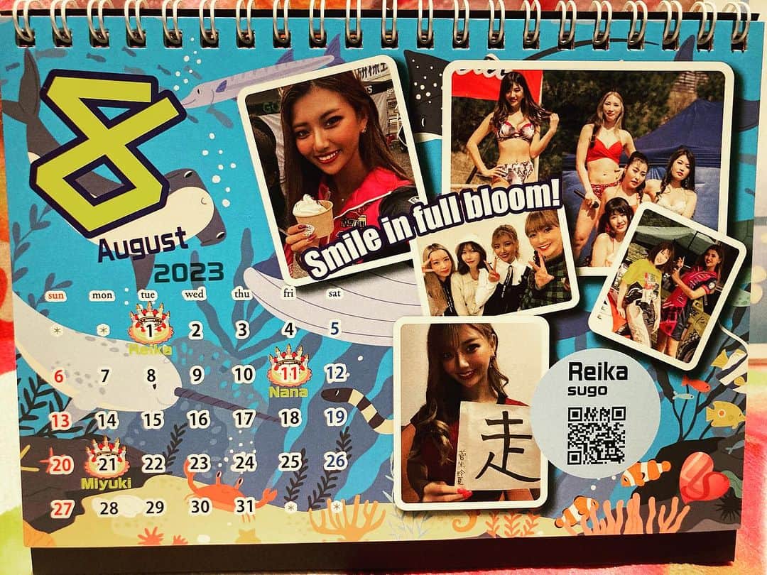 岩田亜矢那のインスタグラム：「♡ 8月スタート✨ 8月も少しづつご予約はいってきてます😊 ありがとうございます✨  お早めのご予約を🍀 お待ちしております😊  ☆プルメリアメニュー☆  🌸  ドライヘッドスパ  ドライヘッド30分 ￥5,940  ドライヘッド45分 ￥7,700  🌸  ホットストーンマッサージ ホットストーン30分 ￥7,150 ホットストーン45分 ￥8,250  🌸  小顔矯正 (リフトアップ) 小顔 30分 ￥4,400 小顔 45分 ￥6,600 小顔 60分 ￥ 8,800  🌸  夢見ここち  50分 ￥11,000  🌸  ネトラバスティ(眼の温泉)  ￥5,500  🌸  美肌トリートメント  美肌 45分 ￥8,030 美肌45分+夢見ここち ￥ 19,030 美肌 45分+ドライヘッド30 ￥13,970 美肌45分+ドライヘッドのみ (延長15分) ￥10,010  🌸 オプション ネイルケア ￥1,980 フェイスパック ¥ 1,980 アイパック ¥ 1,980 ハンドマッサージ ¥ 1,980 延長１５分 ¥ 1,980  ホットストーン追加 ¥ 1,100 ヘッドスパジェル追加 ¥ 1,100 プルメリアオイルへ変更 ¥ 1,100  ※オプションのみの施術はできません  プルメリアご予約は ☆当サロン、インスタのメッセージ @plumeria_lalasweet ☆Google ☆みなと温泉蓮へ電話にてプルメリア予約 （スタッフへの個別メッセージはご遠慮ください）  �Plumeria  神戸みなと温泉 蓮 Plumeria 〒650-0041 兵庫県神戸市中央区新港町１−１ 0783817000  #KOBE #KOBEMINATOONSENREN #PORTOFKOBE#fyp#siteseen #神戸みなと温泉#神戸日帰り温泉#関西温泉 #兵庫温泉#みなと温泉蓮#神戸温泉#神戸市 #神戸ホテル#神戸ヘッドスパ#神戸スパ #神戸旅行#神戸おすすめ#おすすめにのりたい#神戸デート #ラスイート#lalasweet#ララスイート #atoa#アトア#coolbeauty#headspa#プルメリア#고베관광#고베당일치기#고베온천」