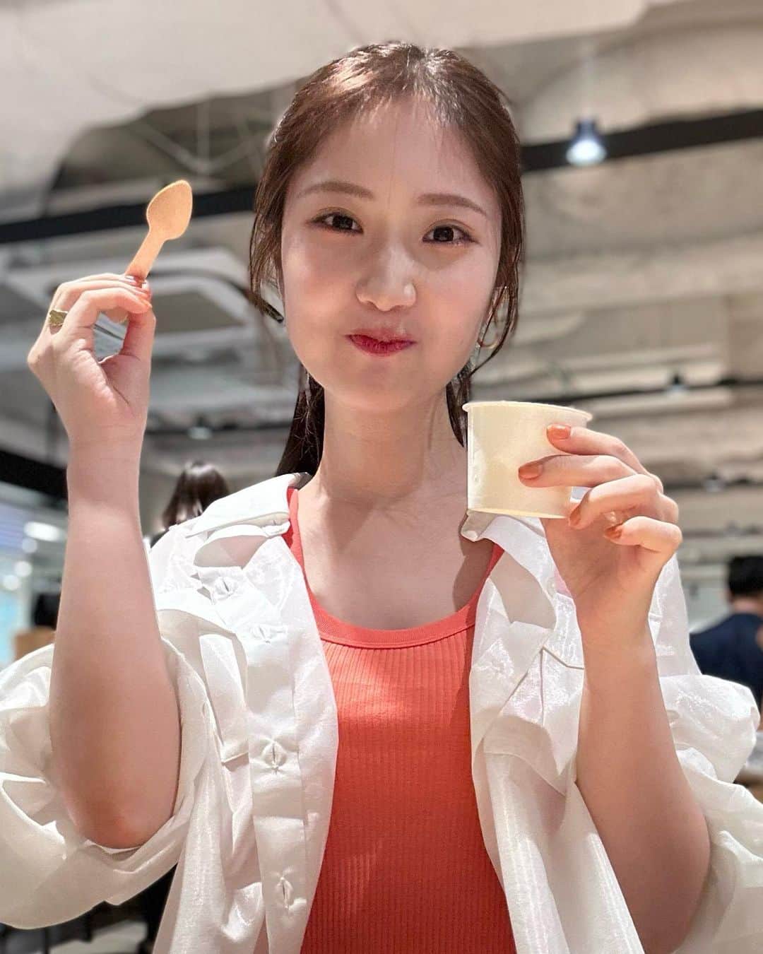 野村彩也子さんのインスタグラム写真 - (野村彩也子Instagram)「. ピーチアイス🍑🍨  暑いとデコだししちゃいますね😂  #もも #ピーチ姫👸 #マリオの映画観に行って #ピーチ姫かっこいい！って #憧れました #🍑」8月1日 22時23分 - nomurasayako