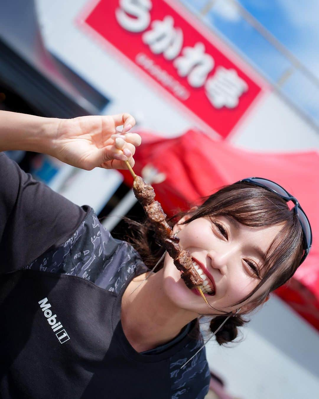 引地裕美さんのインスタグラム写真 - (引地裕美Instagram)「スーパー耐久 第4戦 オートポリス🐂🍦  20号車は4番手からスタートして 8番手でチェッカーを受けました🏁  朝は雨☔️昼から晴れ☀️と暑い中、 みなさん最後まで ナニワ電装 TEAM IMPUL Zの応援ありがとうございました💙  オーポリは合間でみんなとお話し出来てとても楽しかったなぁ✨ 今シーズンはオーポリにも沢山行けるから、九州のみんなと会える機会がたくさんあって嬉しいなぁ🫶🏻  そして今回もしっかりうかれられたので大満足でした🪅♡笑  次のオーポリは10月だね❤️‍🔥楽しみ☺️  #スーパー耐久 #s耐  #モータースポーツ #motorsports #mobil1 #mobil1レーシングサポーターズ #ナニワ電装 #teamimpul #nissan #フェアレディz #オートポリス  #UMine #japanese #japanesegirl #일본 #costume #レースクイーン #rq」8月1日 22時24分 - yuumihikichi