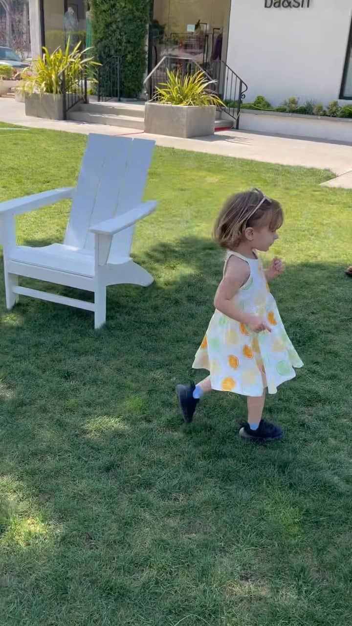 コレット・カーのインスタグラム：「“The ‘Law of Parenting Contradictions’ states that you will feel a mixed bag of emotions and feelings that are generally in complete opposition to each other, often occurring simultaneously.” All I have to say is LOL iykyk   If I’ve learned anything it’s to ALWAYS be learning When you feel like you’ve got something totally figured out that’s the trap. The root of the word toddler is to “keep one on its toes” lol I made that up but Google it it might be true.   You’re doing great. You got this. . . . #motherhood #parenting #toddler #twotwoandunder」