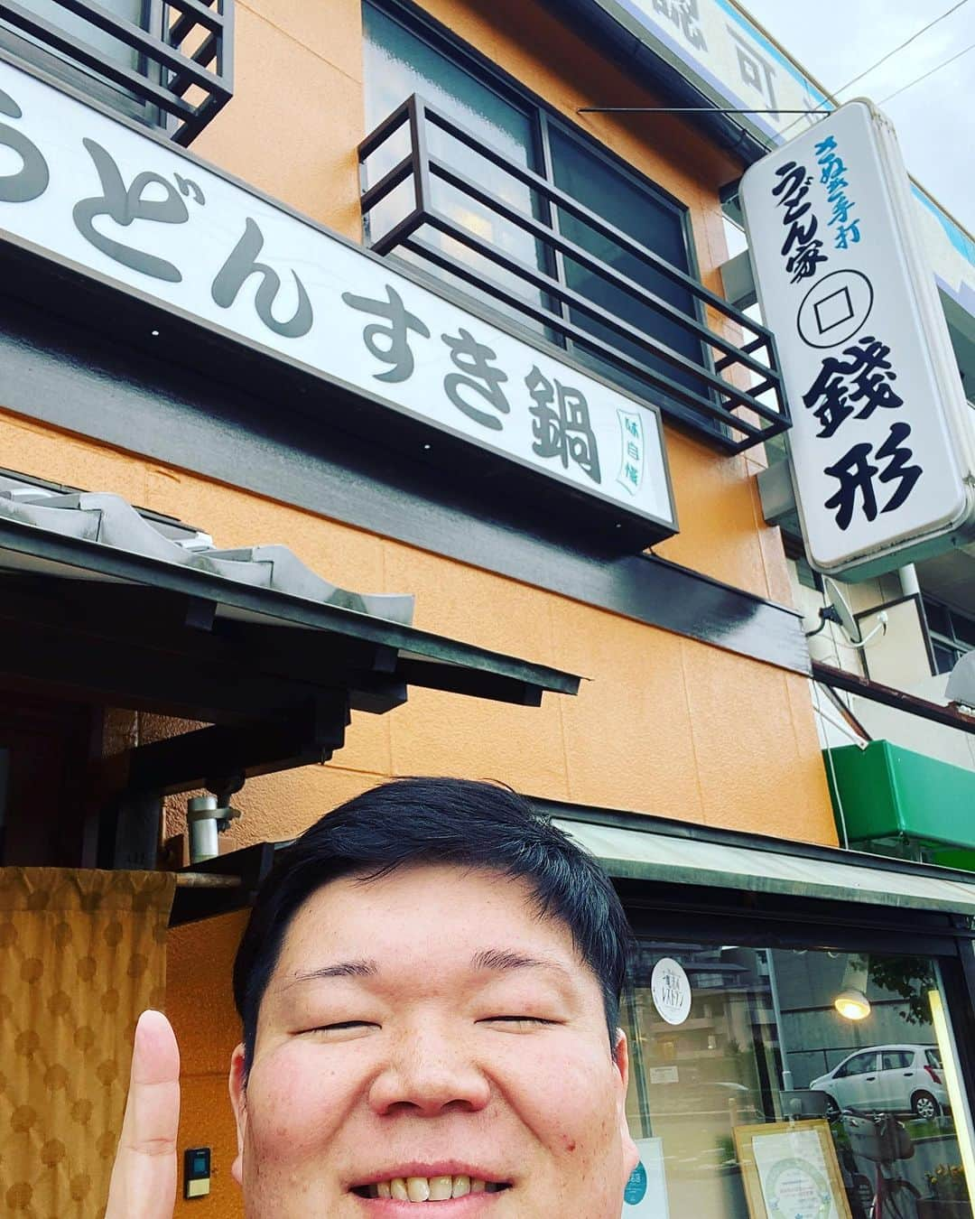 カバさんのインスタグラム写真 - (カバInstagram)「パート①  過ぎるTV観て下さった方、ありがとうございました！  カレーうどんベスト20、いかがだったでしょうか！気になるお店はありましたか？😊  今回ご紹介出来なかった名店もまだまだありますので、皆さん是非お店に行ってみて下さい😎️✨  フォルダに残ってる写真載せときますー！  ご協力下さったお店の皆さま、ありがとうございました！  どのお店も個性があって カバッチグー！👍 でした️✨  また行かせていただきます🦛🔥  #なるみ岡村の過ぎるTV #過ぎるTV #関西グルメF4 #グルメF4 #関デブ∞ #感デブエイト #関西グルメ #カレーうどん #カバッチグー #皆さんのおすすめも教えてね」8月1日 22時32分 - kabaking0129