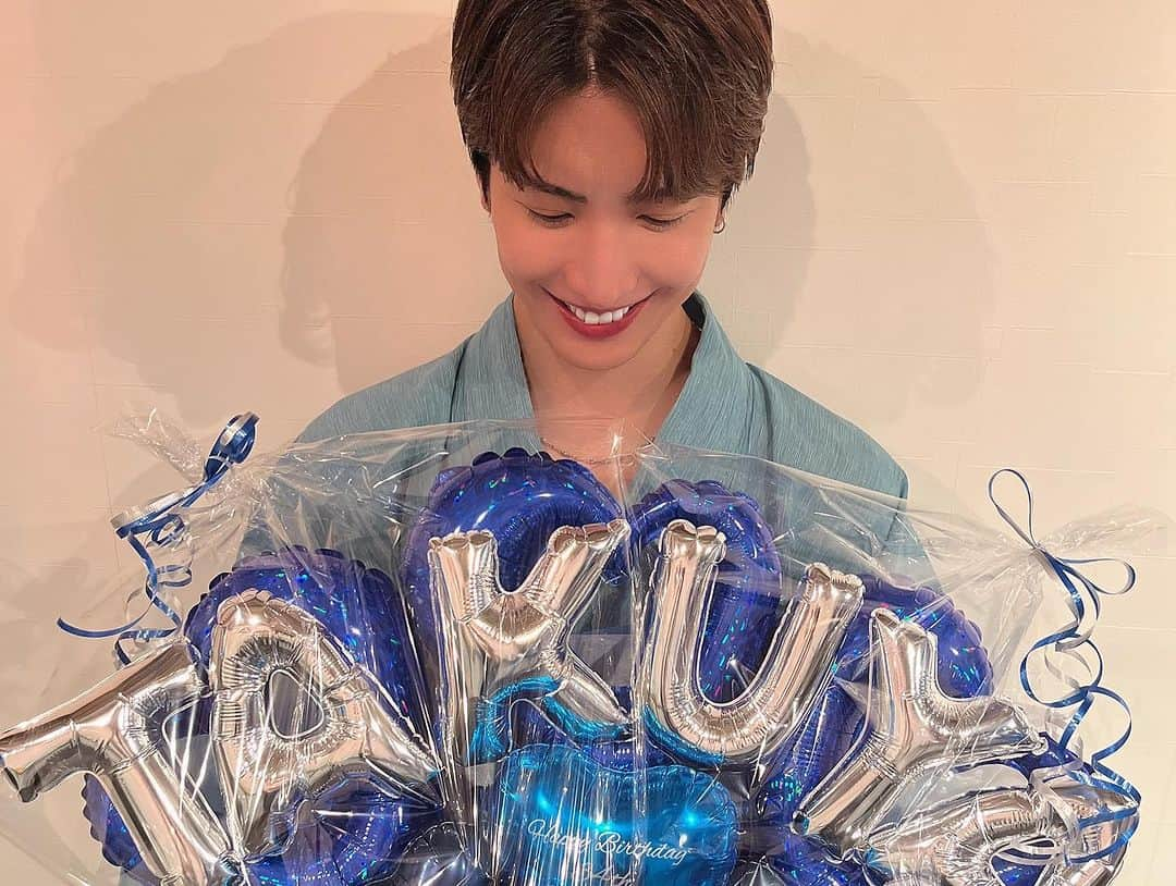 松岡卓弥さんのインスタグラム写真 - (松岡卓弥Instagram)「まじ幸せなお誕生日でした🥺✨ ありがとうございました🥹❤️  #my#happybirthday#誕生日#幸せ#ありがとう」8月1日 22時59分 - takuya_matsuri